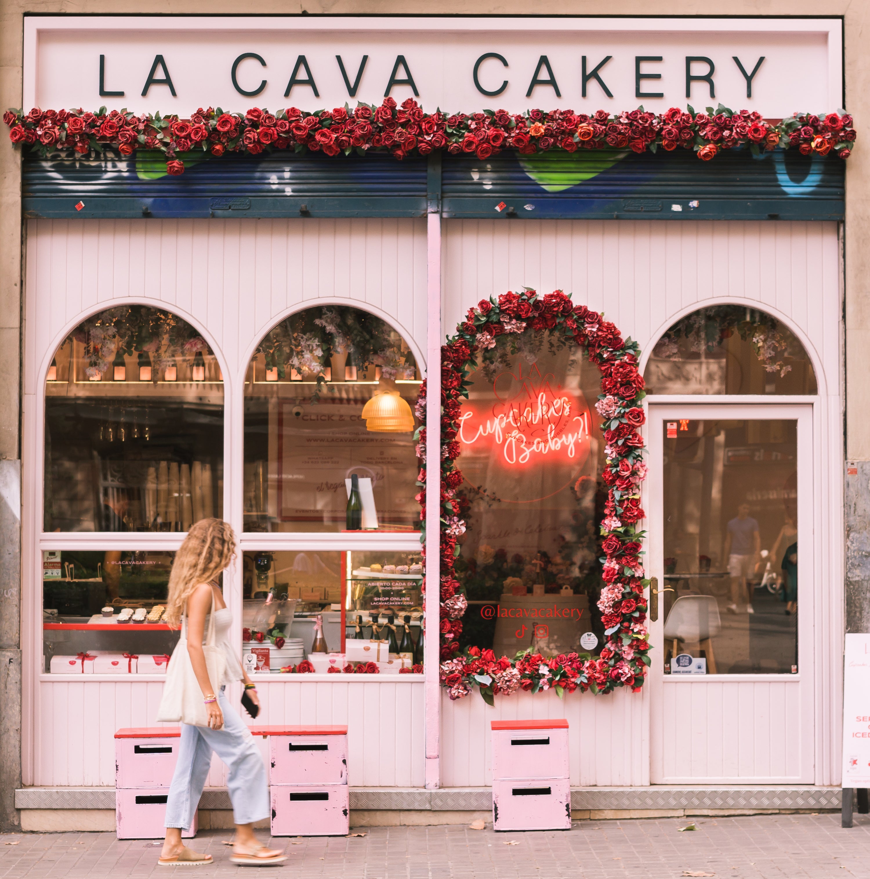 A Perfect Day in Barcelona: Must-Visit Spots and Hidden Gems