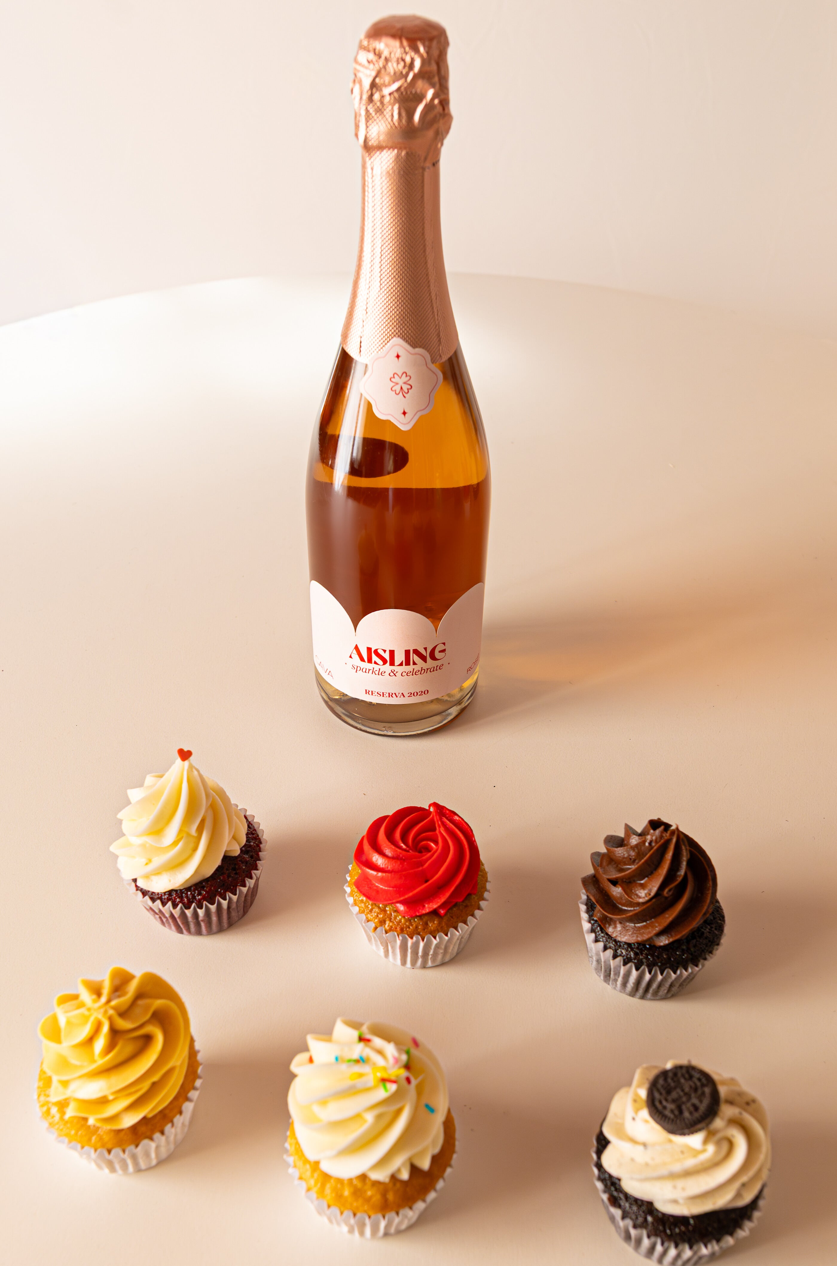 Perfect Pairing — Cupcakes + Cava Aisling (Brut o Rosé)