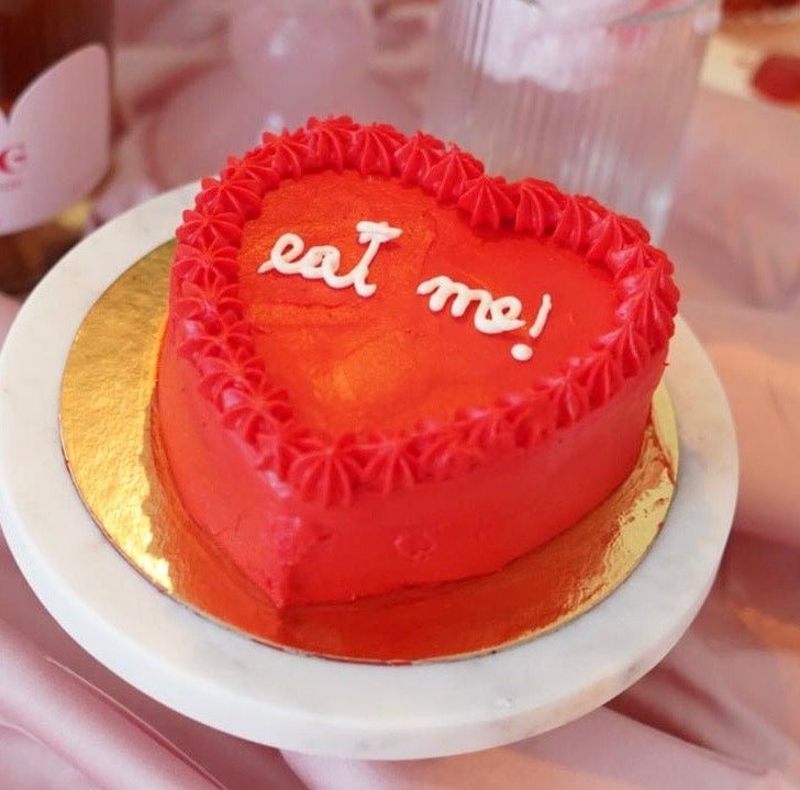 Valentine’s heart mini cake