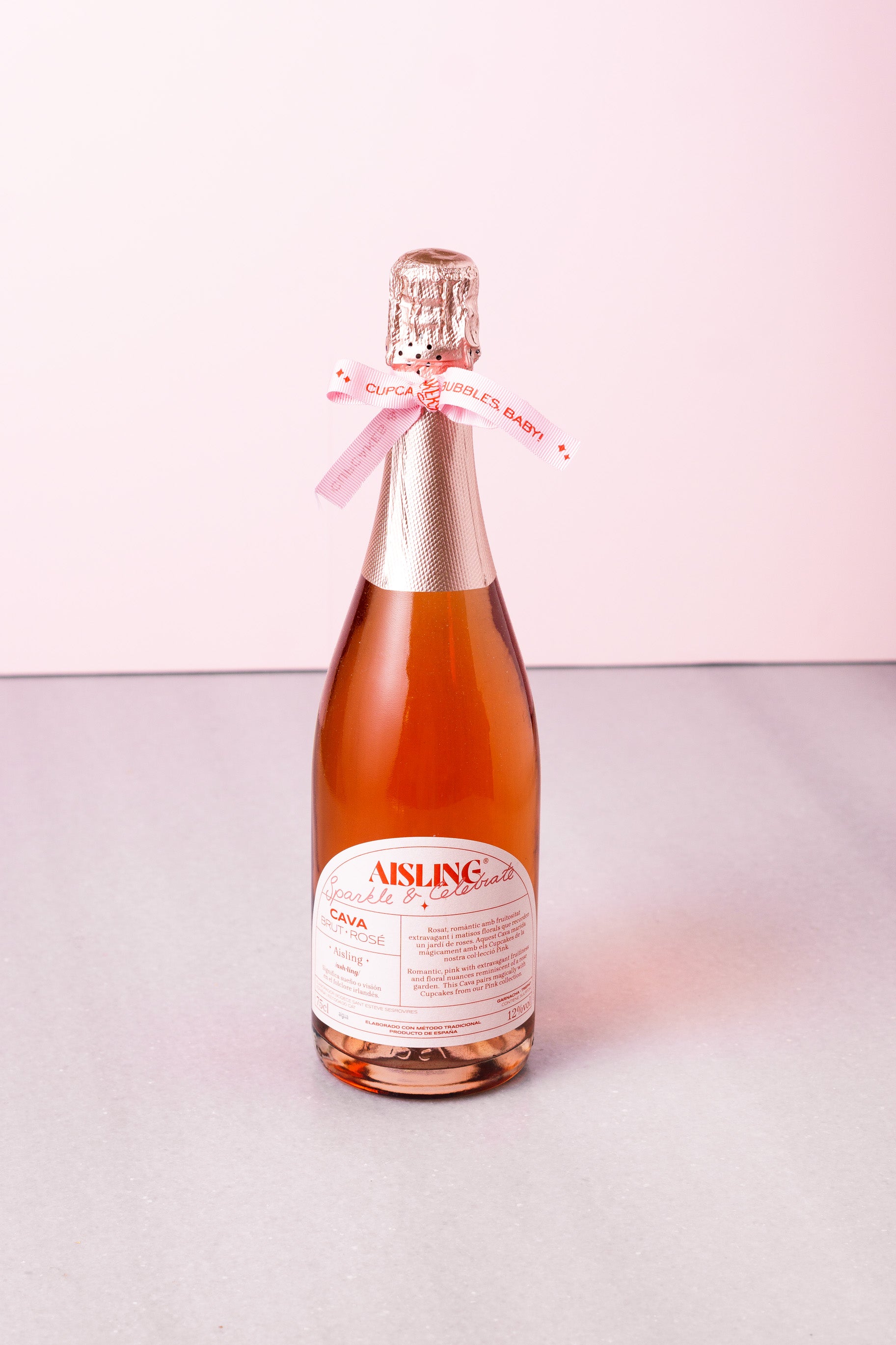 Brut Rosé Reserva - Brut: Unique, romantic, and with fine and abundant bubbles, this rosé cava makes the most refreshing companion to desserts all year long. 100% Trepat, 100% Rosé